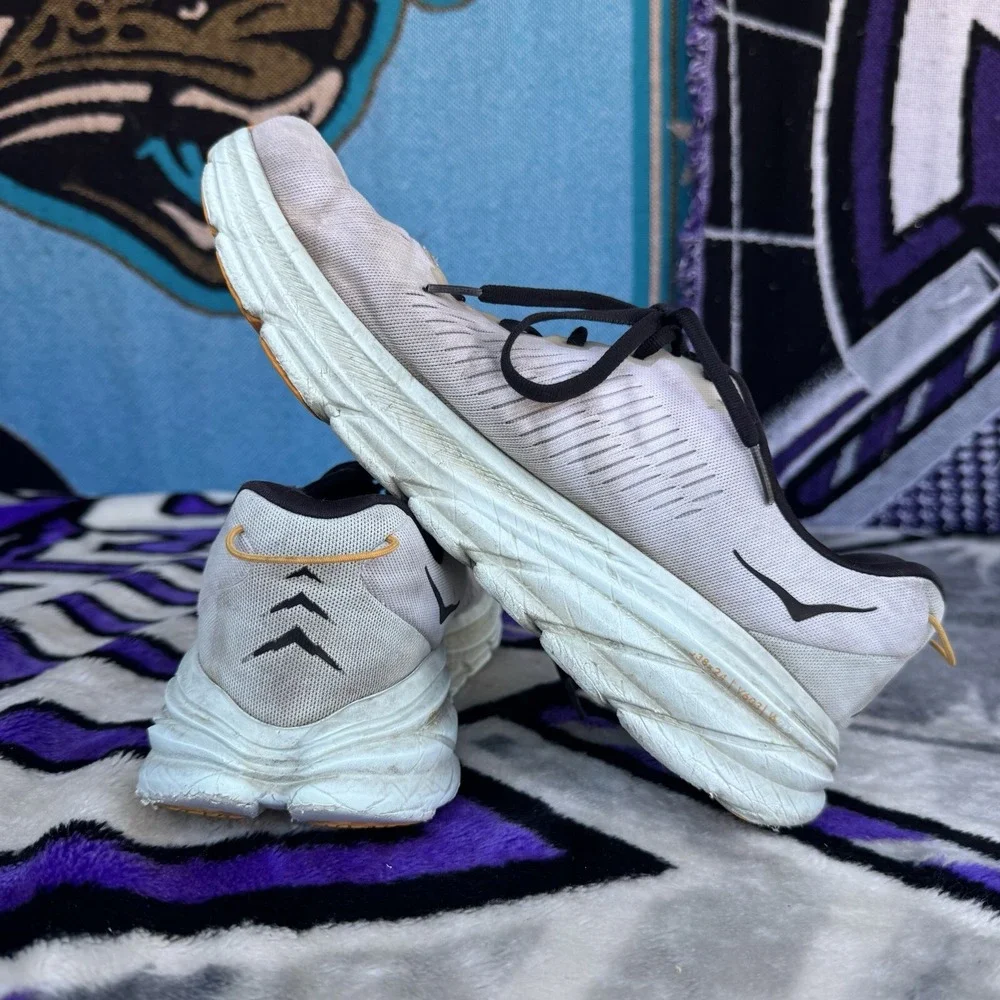 Size 10 - Hoka One One Rincon 3 White Blue‎ Glass